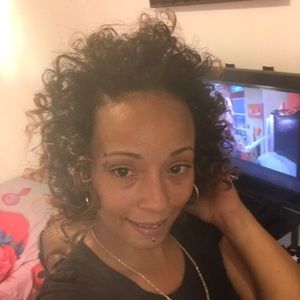 Meet your Posher, Lynisha